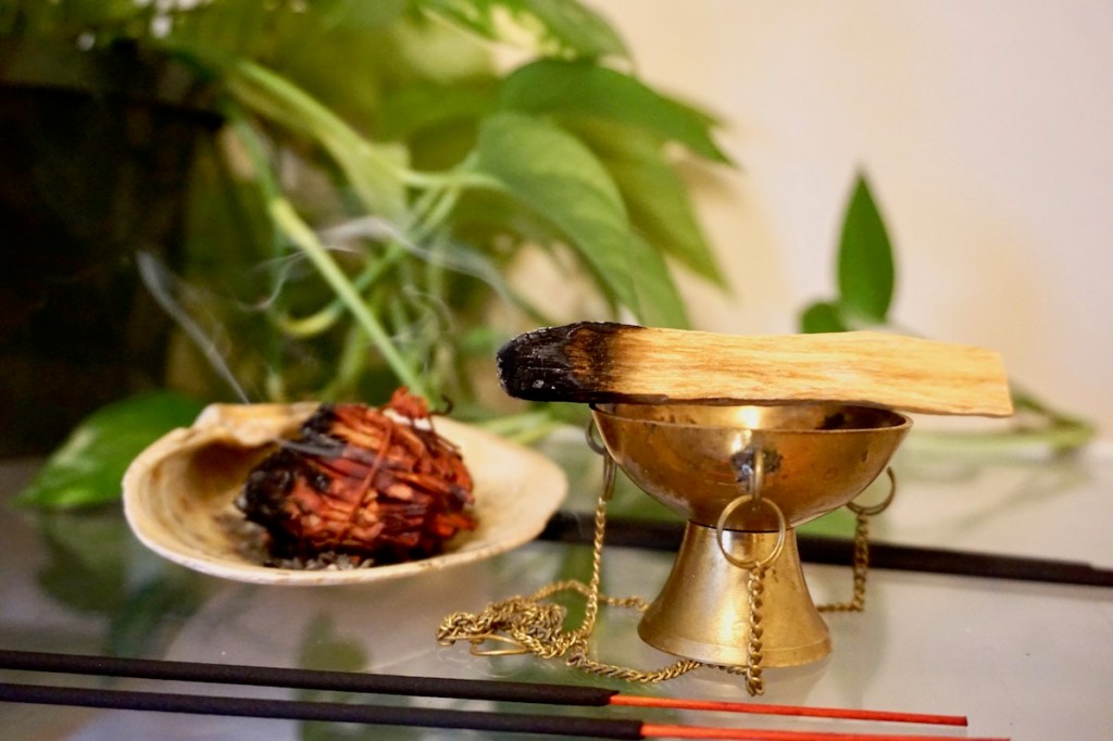Are You Cleansing Your Energy? 3 Different Smoke Cleansing&nbsp;Methods